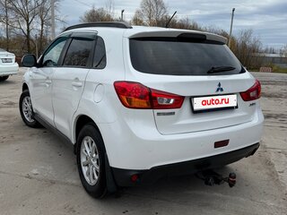 2013 Mitsubishi ASX I Рестайлинг, белый, 750000 рублей, вид 3