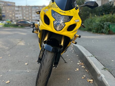 2004 Suzuki GSX-R 600, жёлтый, 675000 рублей, вид 2