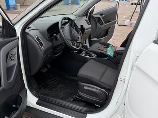 2018 Hyundai Creta I, белый, 1850000 рублей, вид 4