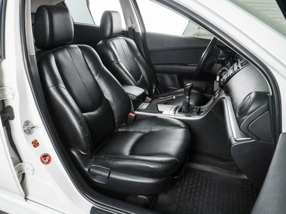 2011 Mazda 6 II (GH) Рестайлинг, белый - вид 7