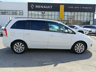 2008 Opel Zafira B, белый, 490000 рублей, вид 4