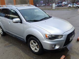 2010 Mitsubishi Outlander II Рестайлинг, серебристый, 1100000 рублей, вид 3
