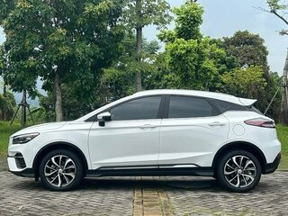 2023 Geely Emgrand S, белый, 1190002 рублей, вид 4