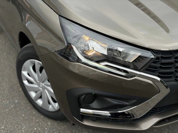2026 Lada (ВАЗ) Iskra, коричневый, 1547600 рублей - вид 7