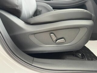 2026 Changan UNI-S I Рестайлинг, белый, 3149900 рублей, вид 4