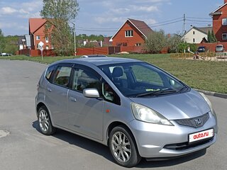 2010 Honda Fit II, серебристый, 715000 рублей, вид 1