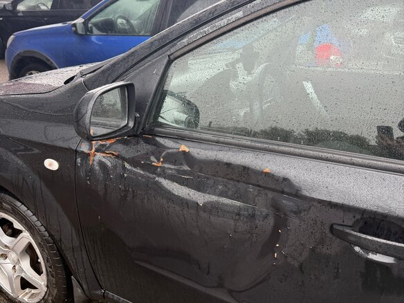 2011 Chevrolet Aveo I Рестайлинг, чёрный, 220000 рублей - вид 12