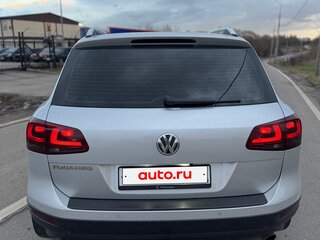 2012 Volkswagen Touareg II, серебристый, 1790000 рублей, вид 4