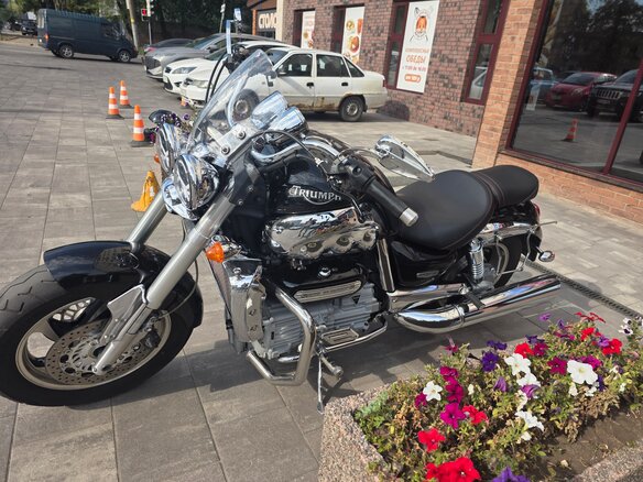 2005 Triumph Rocket III, чёрный, 700000 рублей - вид 9
