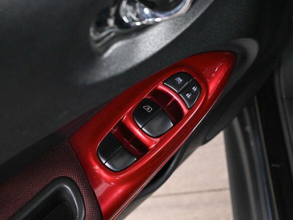 2013 Nissan Juke I, чёрный - вид 16