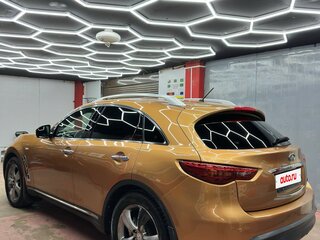 2010 Infiniti FX37 II (S51), золотистый, 1600000 рублей, вид 3