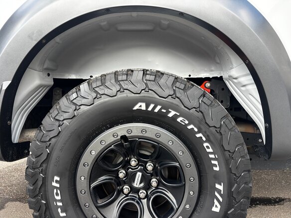 2022 Ford F-150 Raptor XIV, белый - вид 16