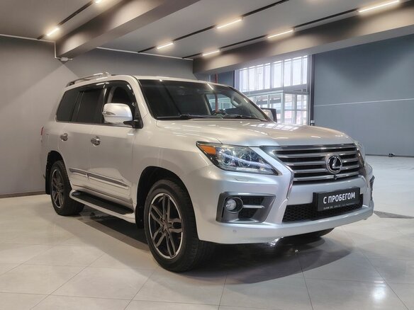 2012 Lexus LX 570 III Рестайлинг, серебристый, 4580000 рублей - вид 6