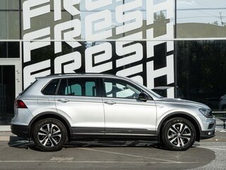 2019 Volkswagen Tiguan II, серебристый, 2150000 рублей, вид 5