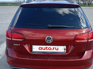 2020 Volkswagen Golf VII Рестайлинг, красный, 1750000 рублей, вид 3