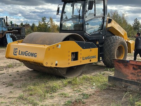 2021 LiuGong CLG 6616E, 6000000 рублей, вид 5