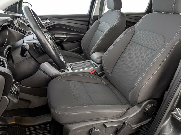2018 Ford Kuga II Рестайлинг, серый, 1675000 рублей - вид 19