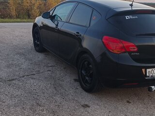 2012 Opel Astra J, чёрный, 545000 рублей, вид 3