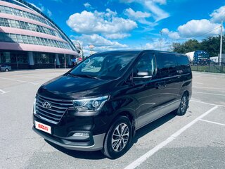 2018 Hyundai Grand Starex I Рестайлинг 2, коричневый, 4150000 рублей, вид 1