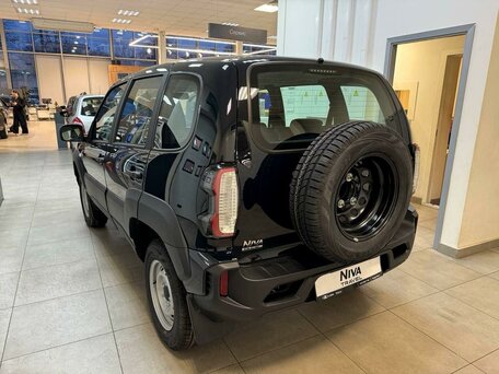 2025 Lada (ВАЗ) Niva Travel I, зелёный, 1552000 рублей, вид 5