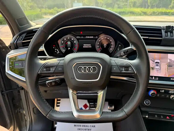 2024 Audi Q3 35 TFSI II (F3), серебристый, 3092550 рублей - вид 9