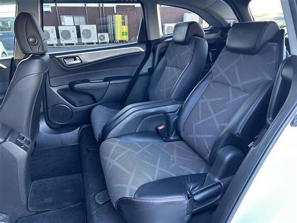2019 Honda Jade I Рестайлинг, белый, 1530000 рублей - вид 32