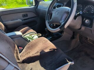 2002 Toyota Hilux Surf III Рестайлинг, белый, 1450000 рублей, вид 5