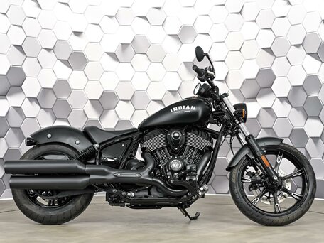 2024 Indian Chief, чёрный, 1999000 рублей, вид 3