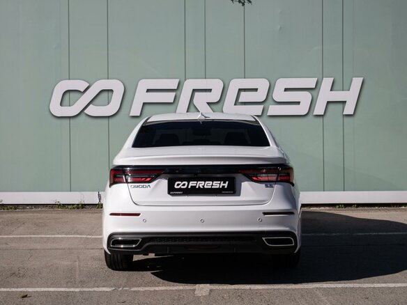 2023 Omoda S5, белый, 1399000 рублей - вид 3