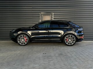 2026 Porsche Cayenne GTS Coupé III Рестайлинг, чёрный, 28900000 рублей, вид 2