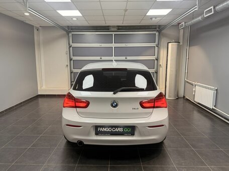 2018 BMW 1 серии 118i II (F20/F21) Рестайлинг 2, белый, 2110000 рублей, вид 5