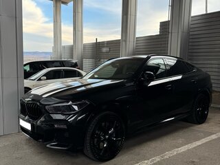 2020 BMW X6 40d III (G06), чёрный, 8850000 рублей, вид 3