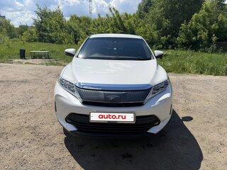 2019 Toyota Harrier III (XU60) Рестайлинг, белый, 3450000 рублей, вид 2