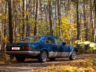 1984 Mercedes-Benz S-Класс 300 II (W126), синий, 800000 рублей, вид 5