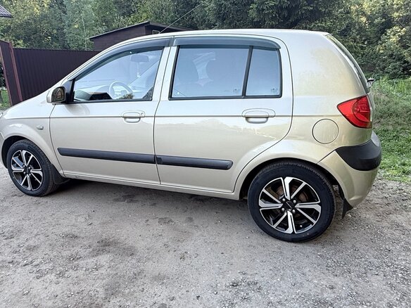 2010 Hyundai Getz I Рестайлинг, бежевый, 490000 рублей - вид 2