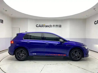 2022 Volkswagen Golf VIII, синий, 1850000 рублей, вид 4