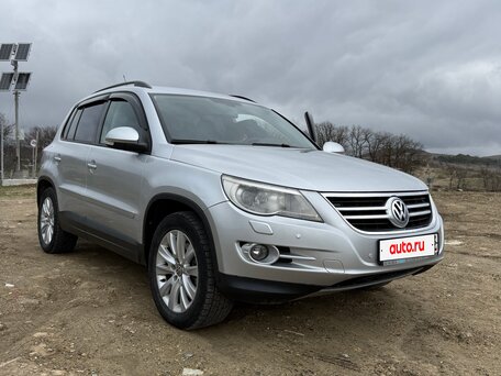2009 Volkswagen Tiguan I, серебристый, 950000 рублей, вид 4