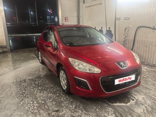 2011 Peugeot 308 I Рестайлинг, красный, 400000 рублей, вид 2
