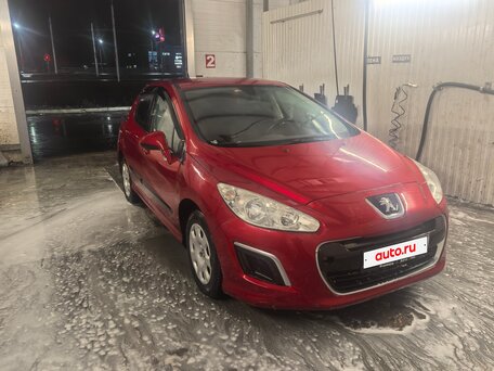 2011 Peugeot 308 I Рестайлинг, красный, 400000 рублей, вид 2