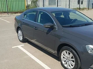 2013 Volkswagen Passat B7, серый, 1250000 рублей, вид 2