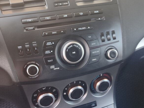 2011 Mazda 3 II (BL), белый, 850000 рублей - вид 11