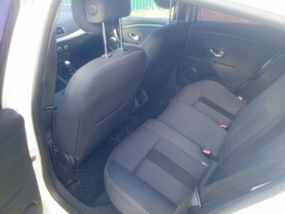 2009 Renault Megane III, белый - вид 9