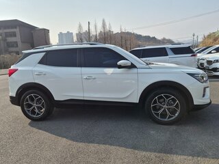 2023 SsangYong Korando IV, белый, 1700777 рублей, вид 3