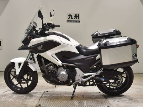 2012 Honda NC 700X, белый, 655000 рублей, вид 1