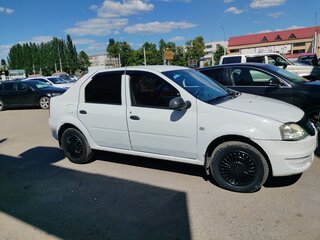 2010 Renault Logan I Рестайлинг, белый, 390000 рублей, вид 2