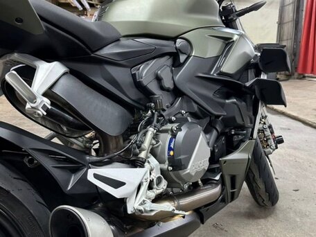 2024 Ducati Streetfighter V2, зелёный, 2700000 рублей, вид 3