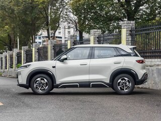 2026 BYD Yuan Up 45.12 kWh, серый, 2600000 рублей, вид 4