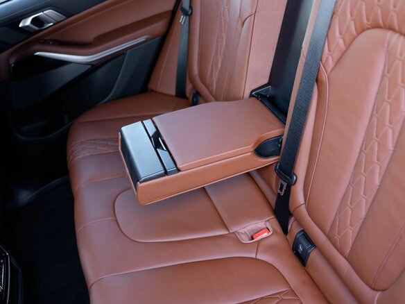 2026 BMW X5 40i IV (G05/G18) Рестайлинг, чёрный, 30500000 рублей - вид 39