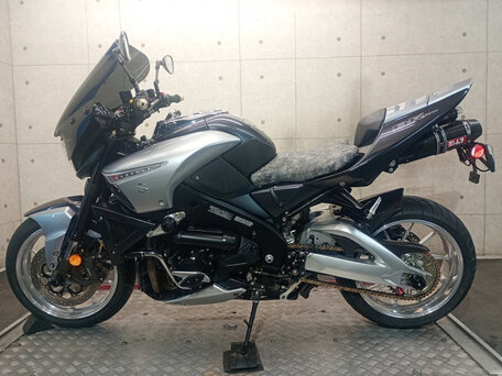 2011 Suzuki B-King, серебристый, 925000 рублей, вид 3