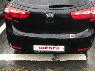 2013 Kia Rio III, чёрный, 780000 рублей, вид 4